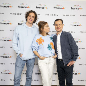 Paul de Saint Sernin, Léa Salamé et Laurent Luyat lors de la présentation des journalistes et chroniqueurs de France Télévisions pour les Jeux Olympiques 2024 au musée de l'Homme à Paris, le 11 juin 2024. © Pierre Perusseau / Bestimage