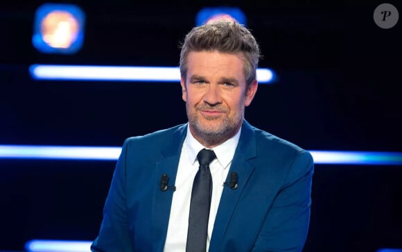 Canal+ a décidé de renforcer son équipe des sports et l'émission d'Hervé Mathoux, le "Canal Football Club"
Hervé Mathoux sur le plateau du "Canal Football Club"