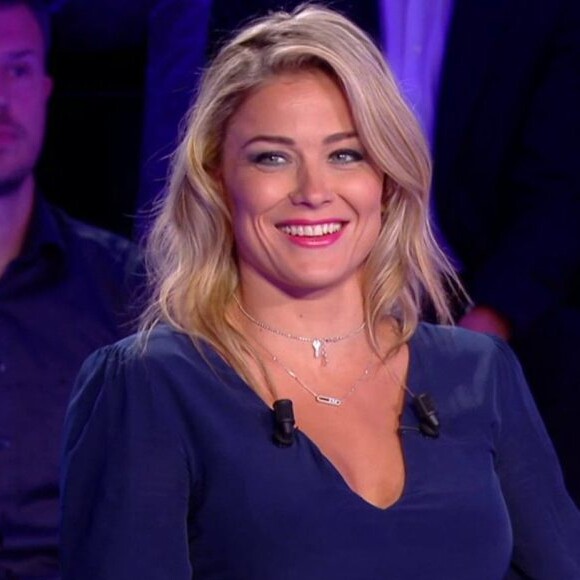 Laure Boulleau rejointe par Bertrand Latour au "Canal Football Club"
Laure Boulleau sur le plateau du "Canal Football Club"