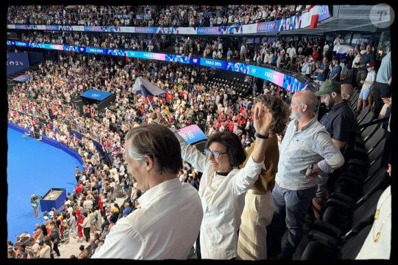 Qui le sont encore plus lorsqu'on connait la situation politique en France actuellement 
Rachida Dati encouragent les athlètes francais en tribunes, lors des Jeux Olympiques. Alain Guizard /ABACAPRESS.COM