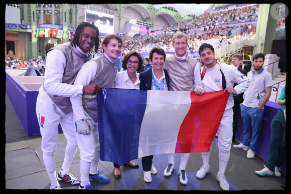 Rachida Dati encouragent les athlètes francais en tribunes, lors des Jeux Olympiques. Alain Guizard /ABACAPRESS.COM