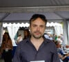 Loin de l'ombre de son père, Romain Sardou est un écrivain confirmé ! 
Romain Sardou lors de la 20ème édition du Festival du Livre de Nice. Nice, le 2 juin 2017. JLPPA/Betimage