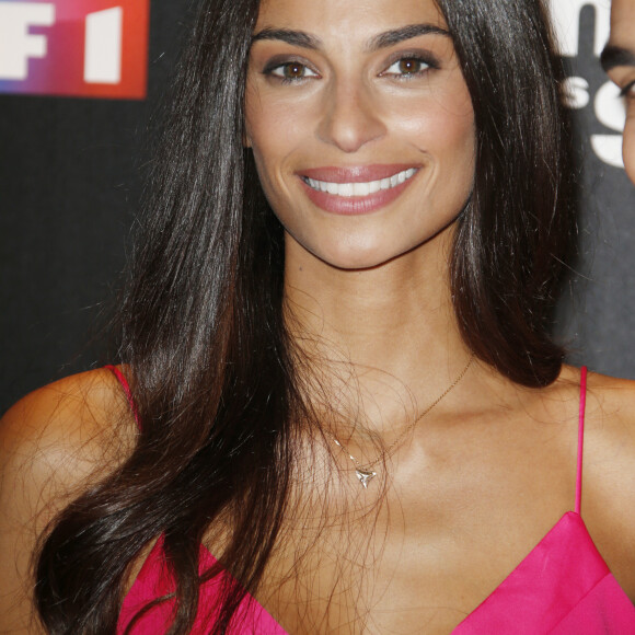 Tatiana Silva est donc en couple...
Tatiana Silva - Photocall de la présentation du jury et des nouveaux couples de "Danse avec les Stars" au siège de TF1 à Boulogne-Billancourt le 28 septembre 2017 © Christophe Aubert via Bestimage