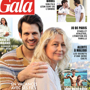 Luana Belmondo et son fils Alessandro en couverture du numéro du 8 août 2024 du magazine "Gala".