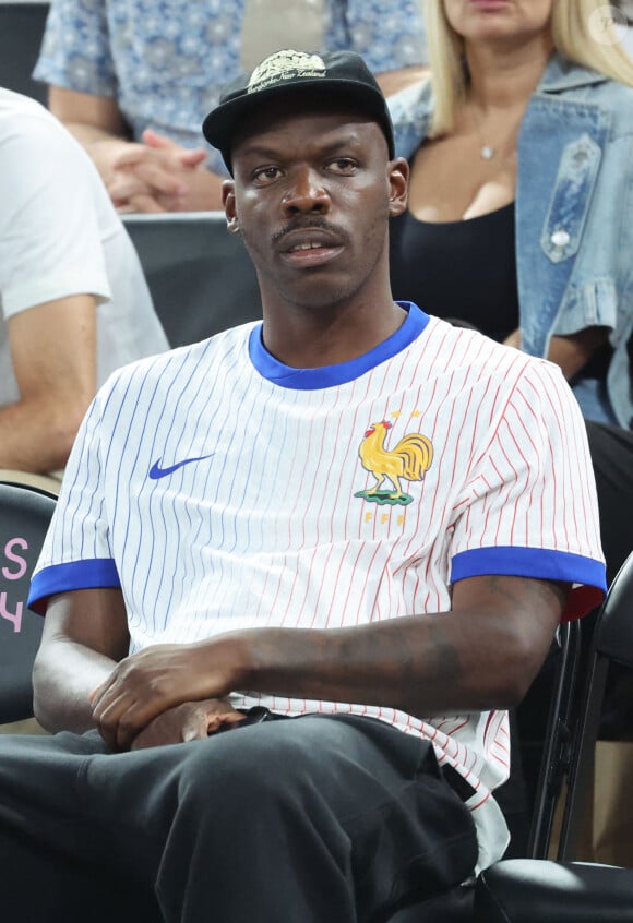 Jean-Pascal Zadi - Les célébrités en tribunes pendant l'épreuve de basketball de Demi-Finale opposant la France à l'Allemagne lors des Jeux Olympiques de Paris 2024 (JO) à l'Arena Bercy, à Paris, France, le 8 août 2024. © Jacovides-Perusseau/Bestimage 