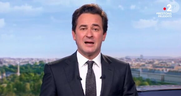 Nathanaël de Rincquesen est le joker des JT de 13h de France 2 depuis 15 ans.