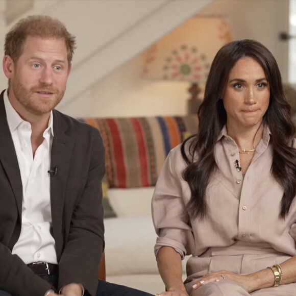 Le temps très court passé par M. Kettler à son poste souligne les difficultés que le duc et la duchesse ont eu à retenir leur personnel.
Le prince Harry, duc de Sussex et Meghan Markle, duchesse de Sussex, lors d'une interview pour l'émission CBS News Sunday Morning.