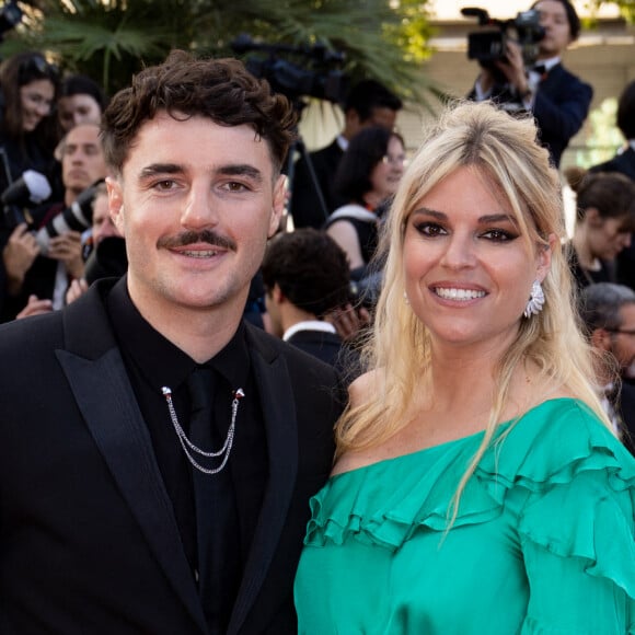 Depuis sa rencontre avec Baptiste Germain, Sophie Tapie nage dans le bonheur. 
Baptiste Germain, Sophie Tapie à la montée des marches du film " Elémentaire " pour la cérémonie de clôture du 76ème Festival International du Film de Cannes, le 27 mai 2023