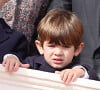 Ce dernier a bien grandi
Raphaël Elmaleh, Charlotte Casiraghi, Dimitri Rassam et leur fils Balthazar Rassam - La famille princière au balcon du palais lors de la Fête Nationale de la principauté de Monaco le 19 novembre 2022. © Dominique Jacovides / Bruno Bebert / Bestimage 