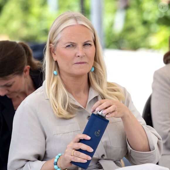 La princesse Mette-Marit de Norvège lors de l'ouverture des Journées de la culture à l'hôpital Blakstad de Vettre, en Norvège