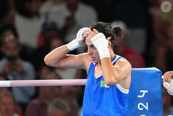 La boxeuse algérienne Imane Khelif se qualifie pour la finale des - de 66 kgs face à la thaïlandaise Janjaem Suwannapheng lors des jeux olympiques Paris 2024 (JO 2024) le 6 août 2024. © Ulrik Pedersen/CSM via ZUMA Press Wire / Bestimage