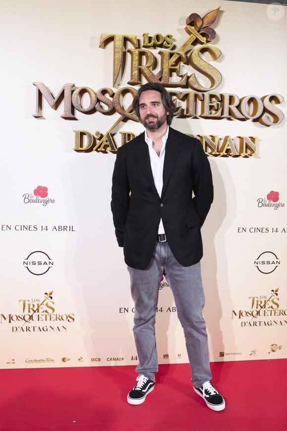 La rentrée s'annonce chargée pour le producteur, avec le troisième volet des "Trois Mousquetaires" en préparation. 
Dimitri Rassam à la première du film "Les Trois Mousquetaires : D'Artagnan" à Madrid. Le 12 avril 2023 © Jack Abuin / Zuma Press / Bestimage 