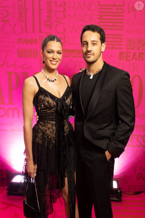 Exclusif - Iris Mittenaere et son fiancé Diego El Glaoui - Soirée du bijoutier APM Monaco sur la plage La Môme lors du 76ème Festival International du Film de Cannes le 17 mai 2023. © Rachid Bellak-Tiziano da Silva/Bestimage