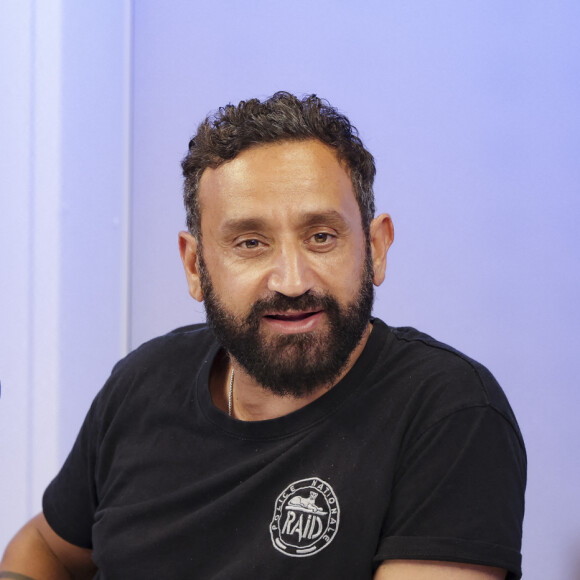 Exclusif - Cyril Hanouna, sur le plateau de l'émission " On Marche Sur La Tête " présentée pa C.Hanouna dans les studios d' Europe 1 à Paris, France, le 27 juin 2024. © Jack Tribeca / Bestimage