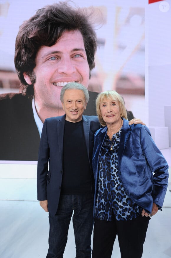 Exclusif - Michel Drucker et Maryse Grimaldi - Enregistrement de l'émission "Vivement Dimanche, Spéciale Joe Dassin", présentée par M.Drucker et diffusée le 12 novembre sur France 3, au Studio Gabriel à Paris © Guillaume Gaffiot / Bestimage