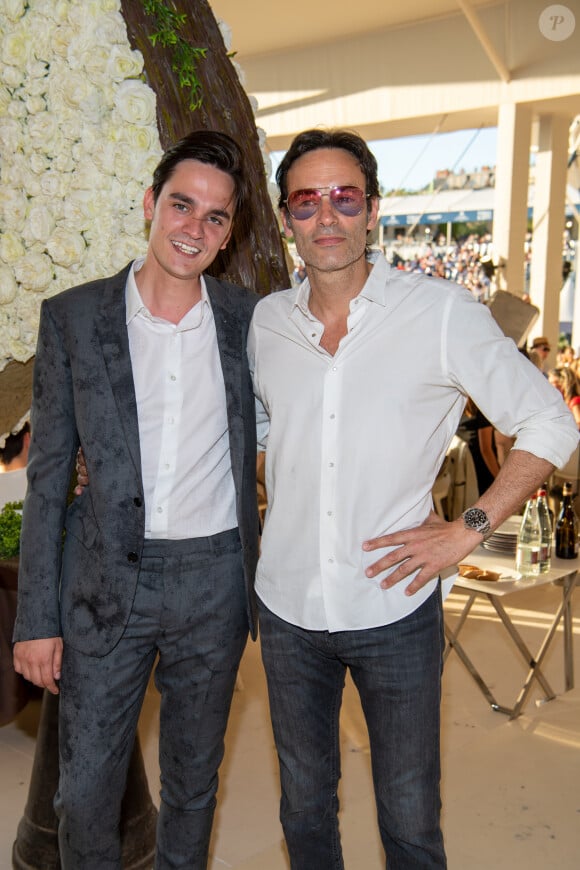 Anthony Delon et son frère Alain-Fabien Delon - Tente - Dîner - Longines Paris Eiffel Jumping au Champ de Mars à Paris, France, le 5 juillet 2019. © Luc Castel/Bestimage 