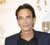 En effet, c'est à 16 heures et non 17 heures que les obsèques de la star auront lieu à Douchy.
Anthony Delon - Photocall de la 10ème édition du "Global Gift Gala 2022" au Four Seasons Hotel George V à Paris le 19 novembre 2022. © Marc Ausset-Lacroix / Bestimage