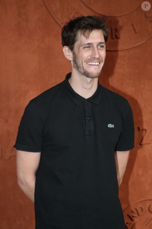 Jean-Baptiste Maunier au village lors des Internationaux de France de Tennis de Roland Garros 2022 (jour 6), à Paris, France, le 27 mai 2022. © Bertrand Rindoff/Bestimage