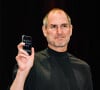 Il y a plus de dix ans, Steve Jobs atteint d'une forme rare de cancer pancréatique, est décédé à l'âge de 56 ans.
Steve Jobs, directeur général d'Apple, dévoile un nouveau téléphone portable, l'iPhone, lors du salon Macworld à San Francisco, en Californie (Photo Koichi Mitsui/AFLO)