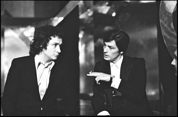 Une belle amitié 
Info - (Décès de l'acteur Alain Delon, à l'âge de 88 ans, dans la nuit du 17 au 18 août 2024) - Achives - Michel Sardou et Alain Delon lors de l'émission "Top à Michel Sardou" 