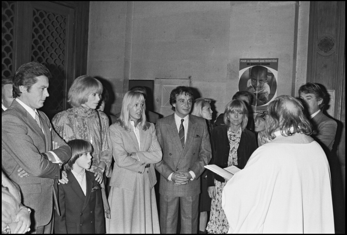 Photo : Archives - Romain Sardou lors de son baptème en présence de ses ...