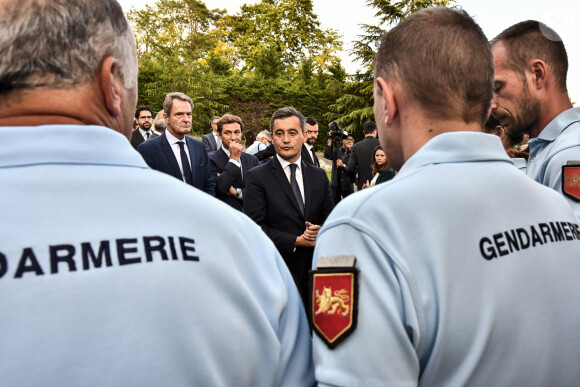 Gérald Darmanin, ministre de l'Intérieur, est en visite à la caserne de gendarmerie de Port-Sainte-Marie, commune où Mélanie Lemée, gendarme, a été tuée par un chauffard. C'est le premier déplacement de Gérald Darmanin en tant que ministre de l'Intérieur. Le 7 juillet 2020. © Thierry Breton / Panoramic / Bestimage