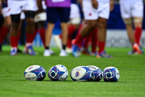 Illustration ballon - Coupe du Monde de Rugby France 2023 du match de Poule A entre la France et l'Uruguay (27-12) au stade Pierre-Mauroy à Lille le 14 septembre 2023.