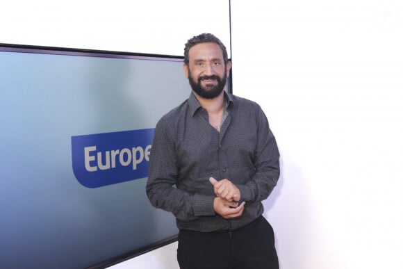 Exclusif - Cyril Hanouna sur le plateau de l'émission "On marche sur la tête", diffusée en direct sur Europe 1. © Jack Tribeca / Bestimage