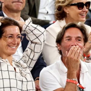 Anne-Claire Coudray et son compagnon Nicolas Vix en tribune (jour 13) lors des Internationaux de France de Tennis de Roland Garros 2022 à Paris, France, le 3 juin 2022. © Dominique Jacovides/Bestimage 