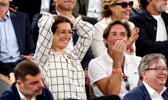 Anne-Claire Coudray et son compagnon Nicolas Vix en tribune (jour 13) lors des Internationaux de France de Tennis de Roland Garros 2022 à Paris, France, le 3 juin 2022. © Dominique Jacovides/Bestimage 