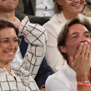 Anne-Claire Coudray et son compagnon Nicolas Vix en tribune (jour 13) lors des Internationaux de France de Tennis de Roland Garros 2022 à Paris, France, le 3 juin 2022. © Dominique Jacovides/Bestimage 