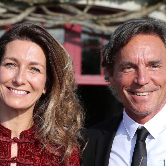 Anne-Claire Coudray et son compagnon Nicolas Vix lors de la fête de la fleur et l'intronisation de personnalités commandeurs et ambassadeurs par la Commanderie du Bontemps au Château Smith Haut Lafitte à Martillac le 27 avril 2023. © Fabien Cottereau / Patrick Bernard / Bestimage 