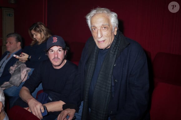 Ce qui l'a "sauvé" ? Un ami, acteur lui aussi, très célèbre.
Exclusif - Hadrien Racah, Gérard Darmon - E.Macias et ses invités en backstage du concert anniversaire (85 ans) du chanteur sur la scène du théâtre Dejazet à Paris le 11 décembre 2023. © Jack Tribeca / Bestimage 