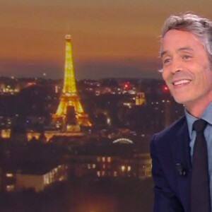 L'ancien présentateur du "Petit journal" de Canal+ a décidé de ne plus recevoir de politiques dans "Quotidien".
Yann Barthès sur le plateau de "Quotidien"