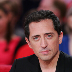 Gad Elmaleh à l'enregistrement de l'émission "Vivement Dimanche". Le 30 octobre 2012