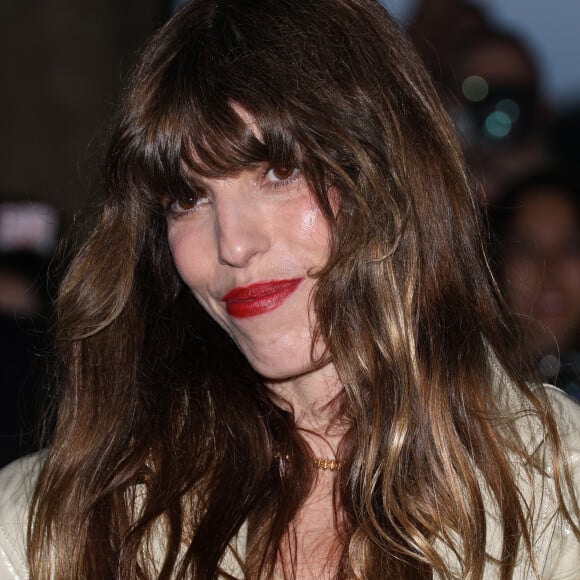 Lou est mère de deux garçons, Marlowe, 21 ans, et Laszlo, 2 ans, issus de deux unions différentes
Lou Doillon - Arrivées au défilé de mode Hommes printemps-été 2025 "AMI Alexandre Mattiussi" lors de la fashion week de Paris. Le 20 juin 2024 © Denis Guignebourg / Bestimage 