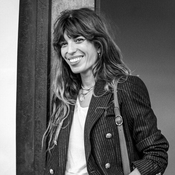 Lou a partagé que la maigreur dans sa famille est un héritage génétique
Lou Doillon présente le film Boxes réalisé par sa mère Jane Birkin lors du festival Lumière 2023 à Lyon le 22 octobre 2023. © Sandrine Thesillat / Panoramic / Bestimage 