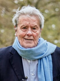 Alain Delon a acheté le château de Douchy pour le détruire : un autre élément très précis du domaine l'avait séduit