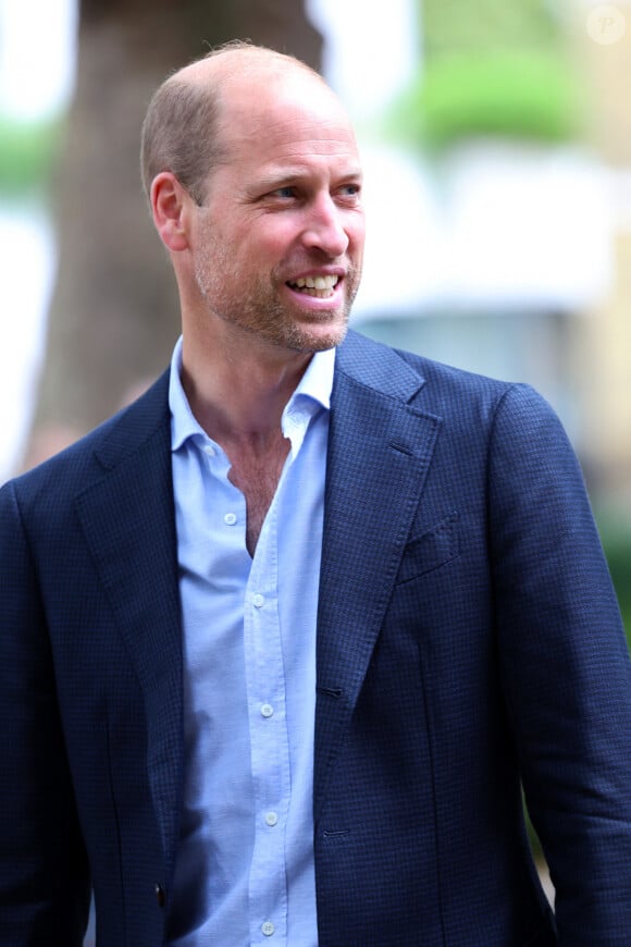 On parle bien évidemment de sa barbe 
Le prince William, prince de Galles, visite la galerie Saatchi sur King's Road dans le quartier de Chelsea, à Londres, Royaume Uni, le 5 septembre 2024, pour découvrir " Homelessness: Reframed ", une exposition révolutionnaire qui donne vie aux complexités du sans-abrisme. © Chris Jackson/WPA-Pool/Bestimage