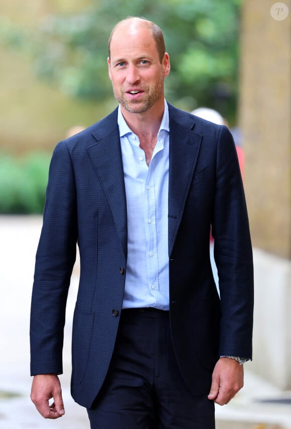 Cela fait en tout cas beaucoup réagir les internautes !
Le prince William, prince de Galles, visite la galerie Saatchi sur King's Road dans le quartier de Chelsea, à Londres, Royaume Uni, le 5 septembre 2024, pour découvrir " Homelessness: Reframed ", une exposition révolutionnaire qui donne vie aux complexités du sans-abrisme. © Chris Jackson/WPA-Pool/Bestimage