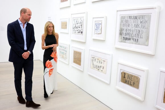 Le prince William, prince de Galles, visite la galerie Saatchi sur King's Road dans le quartier de Chelsea, à Londres, Royaume Uni, le 5 septembre 2024, pour découvrir « Homelessness: Reframed », une exposition révolutionnaire qui donne vie aux complexités du sans-abrisme. © Chris Jackson/WPA-Pool/Bestimage 