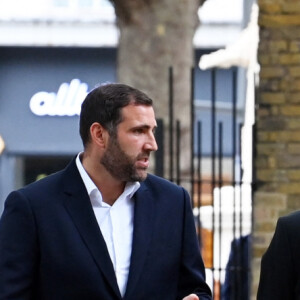 Le prince William, prince de Galles, visite la galerie Saatchi sur King's Road dans le quartier de Chelsea, à Londres, Royaume Uni, le 5 septembre 2024, pour découvrir « Homelessness: Reframed », une exposition révolutionnaire qui donne vie aux complexités du sans-abrisme. © Justin Goff/GoffPhotos/Bestimage 