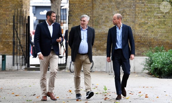 Le prince William, prince de Galles, visite la galerie Saatchi sur King's Road dans le quartier de Chelsea, à Londres, Royaume Uni, le 5 septembre 2024, pour découvrir « Homelessness: Reframed », une exposition révolutionnaire qui donne vie aux complexités du sans-abrisme. © Justin Goff/GoffPhotos/Bestimage 