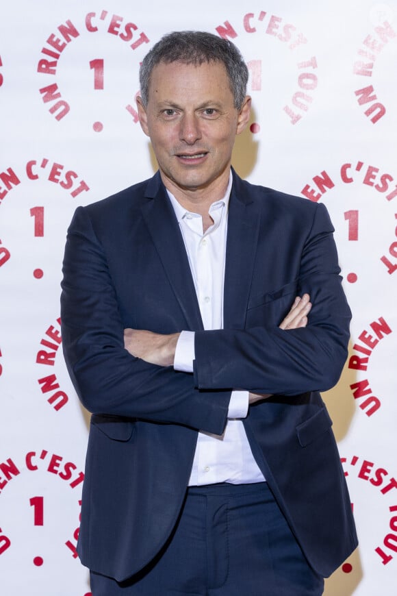 Marc-Olivier Fogiel au photocall des invités au dîner de gala de l'association "Un rien c'est tout" au musée de l'armée aux Invalides à Paris le 7 mars. © Cyril Moreau / Bestimage