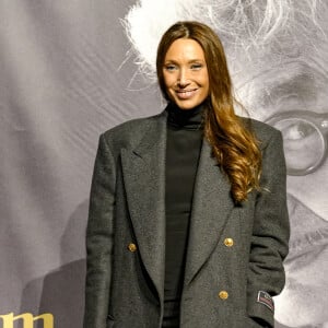 Qui a 18 ans de plus qu'elle
Laura Smet (habillée en Gucci) - Photocall de la cérémonie de remise du Prix Lumière à W.Wenders à l'occasion de la 15ème Edition du Festival Lumière de Lyon. Le 20 octobre 2023 © Sandrine Thesillat / Panoramic / Bestimage 