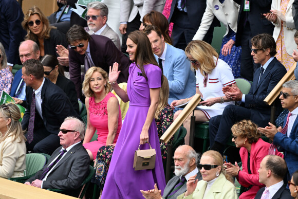 Catherine (Kate) Middleton avec la princesse Charlotte et Pippa Middleton dans les tribunes de la finale du tournoi de Wimbledon 2024, le 14 juillet 2024. 