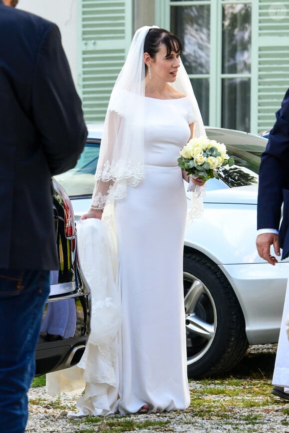 Murielle Mégevand - Mariage d'Hugues Aufray et de Murielle Mégevand à l’église Saint-Vigor de Marly-Le Roy, France, le 2 septembre 2023. 