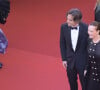 Et c'est Paul Rassam qui a eu un rôle particulièrement important dans la vie du producteur des films Les Trois mousquetaires ou encore le récent succès Le Comte de Monte-Cristo. Carole Bouquet en parle dans les colonnes de Paris Match.
Dimitri Rassam et sa mère Carole Bouquet - Montée des marches du film " Megalopolis " pour la cérémonie d'ouverture du 77ème Festival International du Film de Cannes, au Palais des Festivals à Cannes. Le 16 mai 2024 © Valentina Claret / Pool Cannes / Bestimage