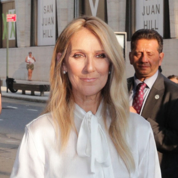"Son esprit tendre et son immense talent nous manqueront, mais son héritage continuera à résonner à travers la musique qui a touché tous nos coeurs."
 
Céline Dion