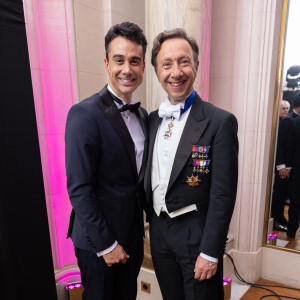 Stéphane Bern et Yori Bailleres filent toujours le parfait amour
Exclusif - Yori Bailleres et Stéphane Bern - Bal (danse) à l'hôtel Shangri-La Paris. © Le Bal / Borde / Moreau / Bestimage